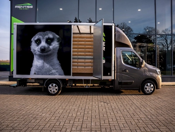 Renties mastercube vrachtwagen zonder laadbrug huren in Kortrijk